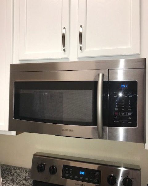 kitchen microwave