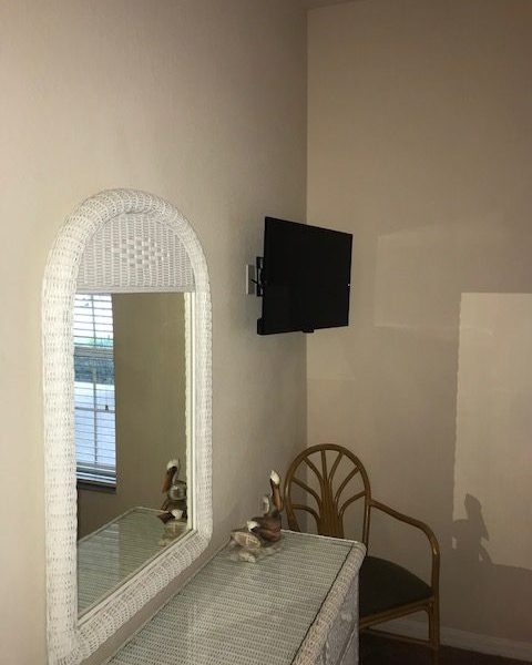 twin bedroom tv